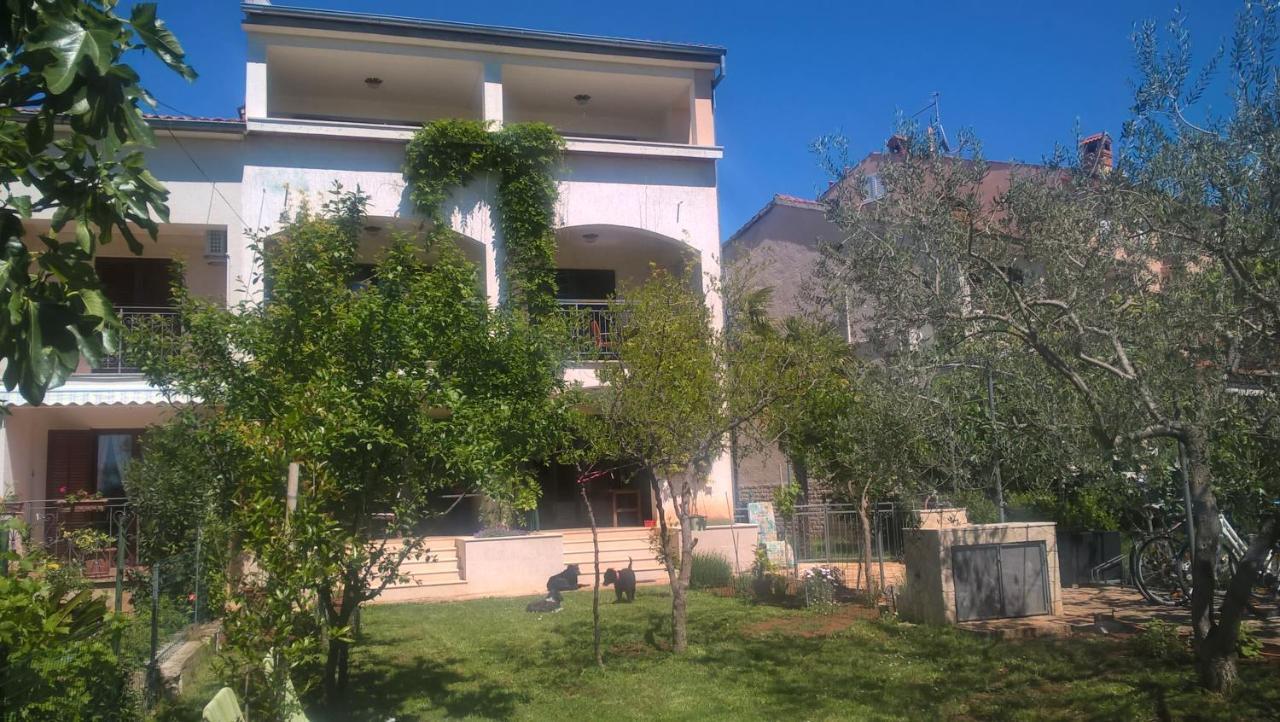 Apartments And Rooms Mofardin Rovinj Kültér fotó